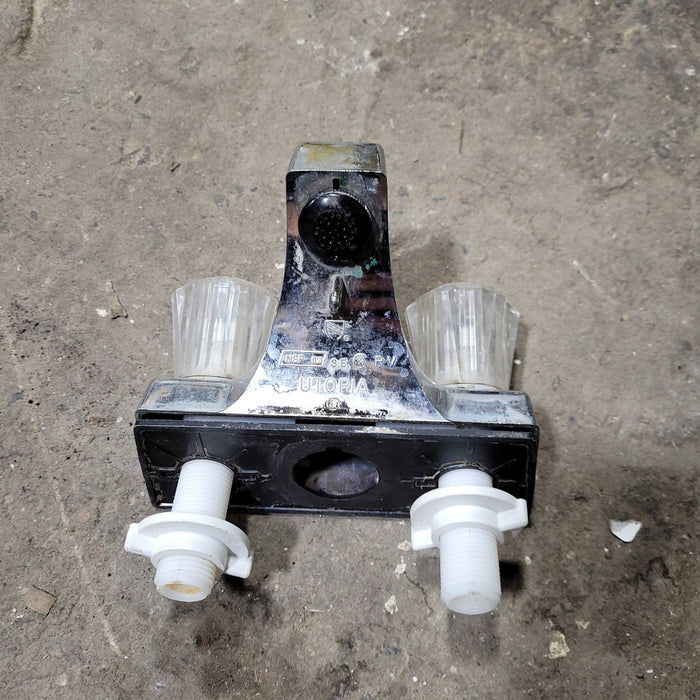 used-4-shower-faucet-chrome-380617_700x700