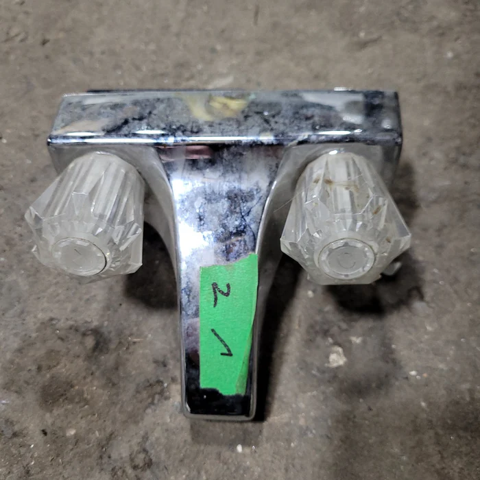 used-4-shower-faucet-chrome-438550_700x700